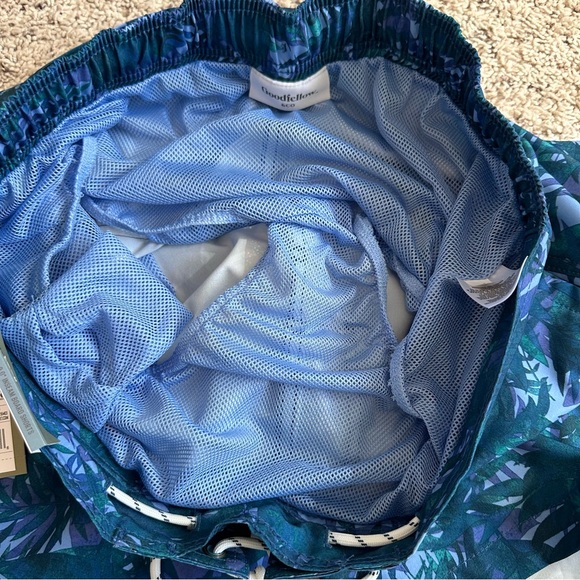 BNWT Goodfellow & Co. swim shorts - Picture 6 of 12